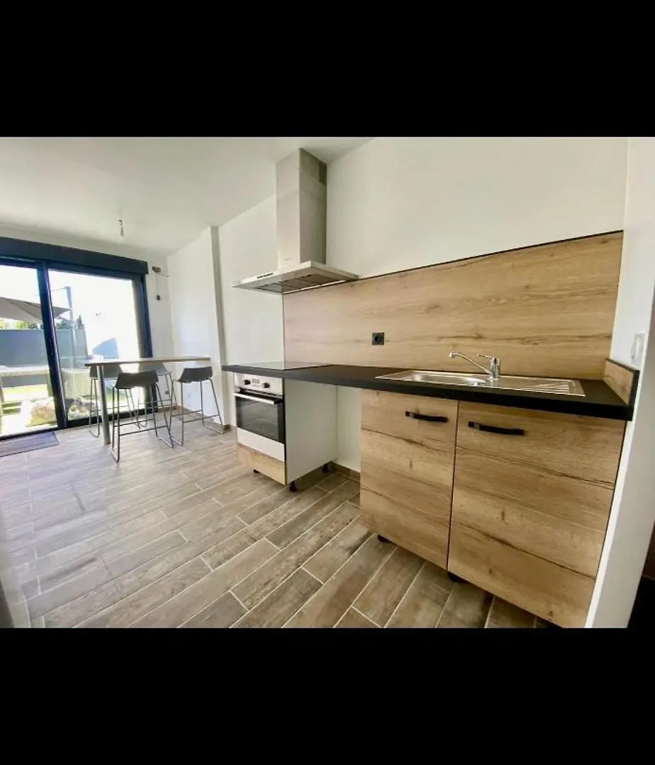 Apartment Charmant Appartement T2 Entre Aix En Provence Et Marseille Avec Marignane