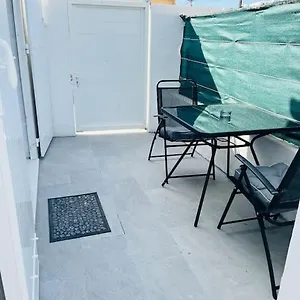 Appartement Joli Petit Cosy, Marignane
